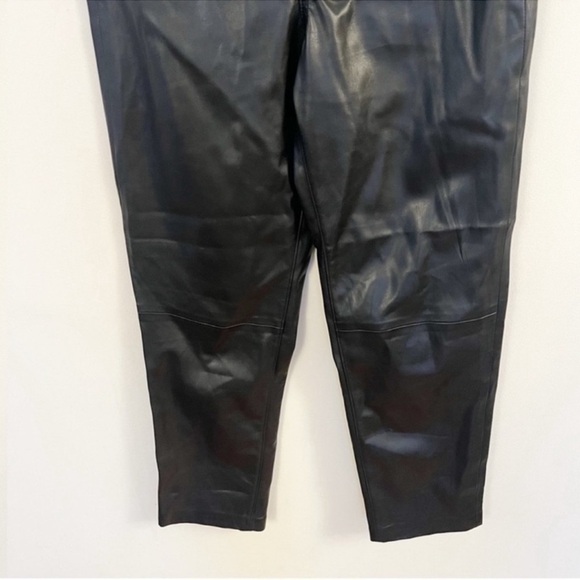 BLANKNYC Black Faux Leather Straight Leg Pants in Need You Tonight Size 27 - Picture 3 of 9
